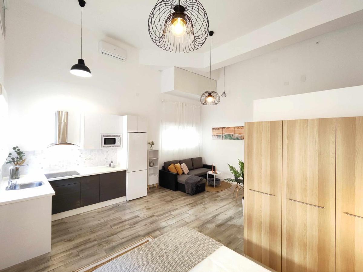 La Victoria Suites Málaga Esterno foto