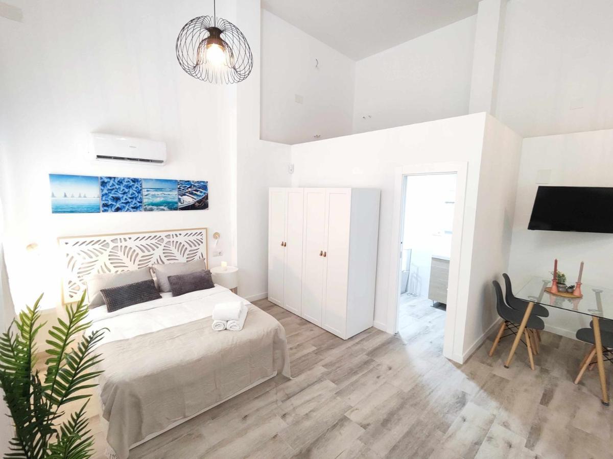 La Victoria Suites Málaga Esterno foto